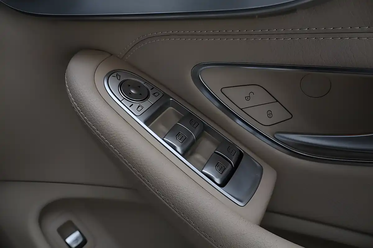 Used 2016 Mercedes-Benz C-Class AMG Line (premium Plus) Blue - Interior and Exterior details 15