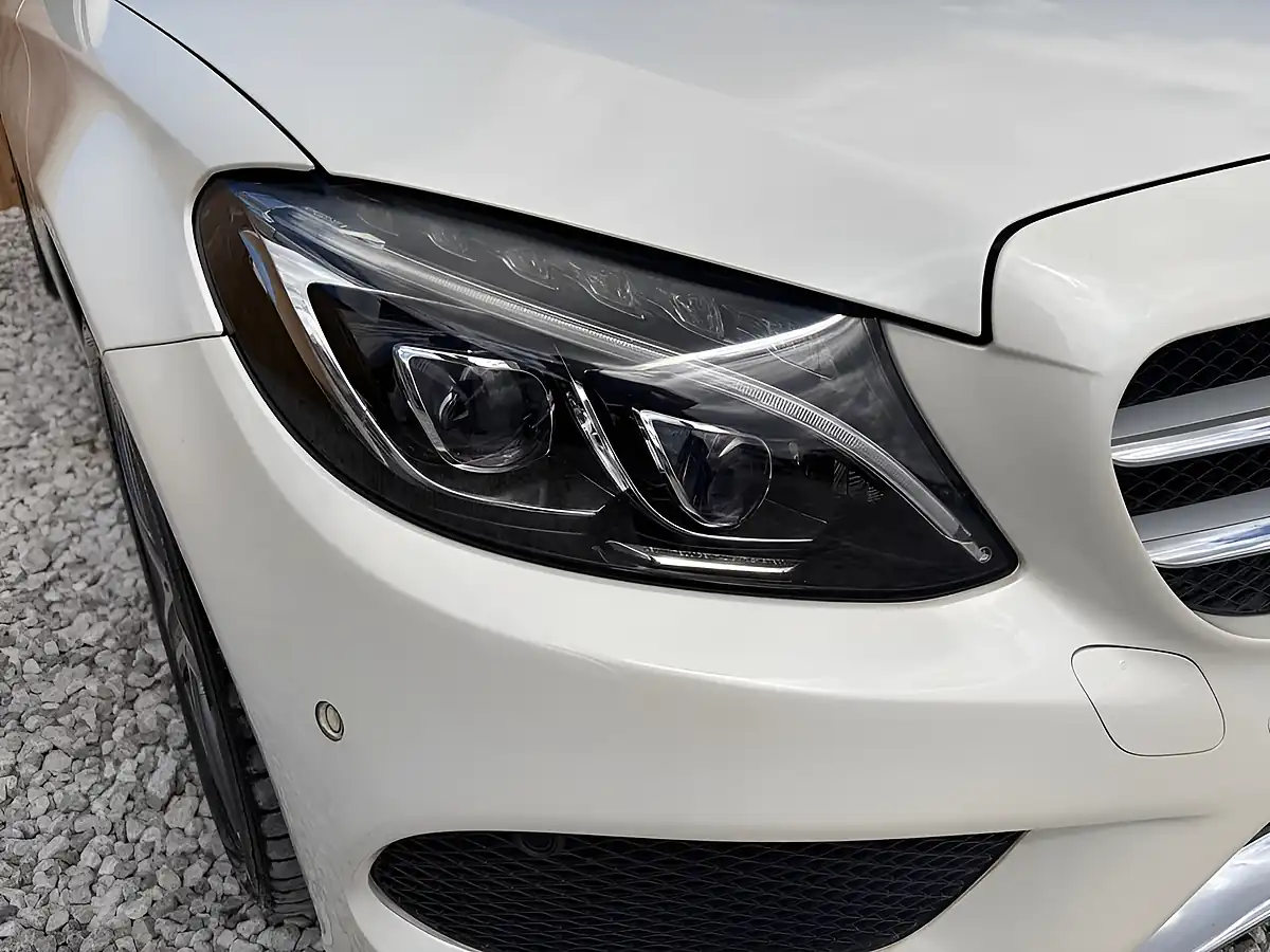 Used 2016 Mercedes-Benz C Class AMG Line (premium) White - Interior and Exterior details 7