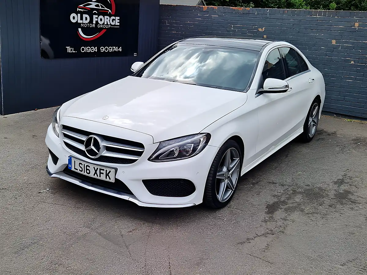 Used 2016 Mercedes-Benz C Class AMG Line White - Interior and Exterior details 5