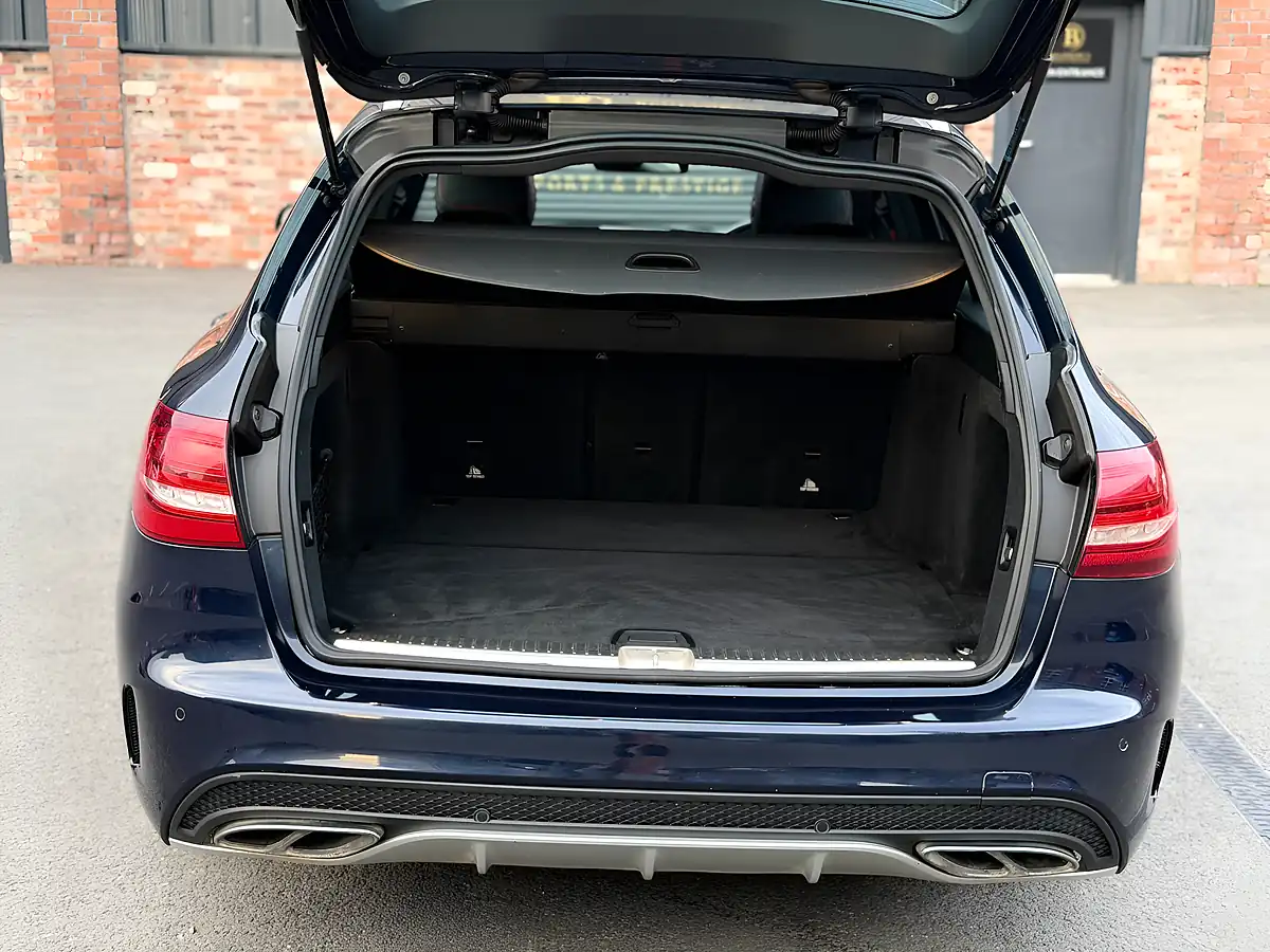 Used 2016 Mercedes-Benz C Class Premium Plus Blue - Interior and Exterior details 17