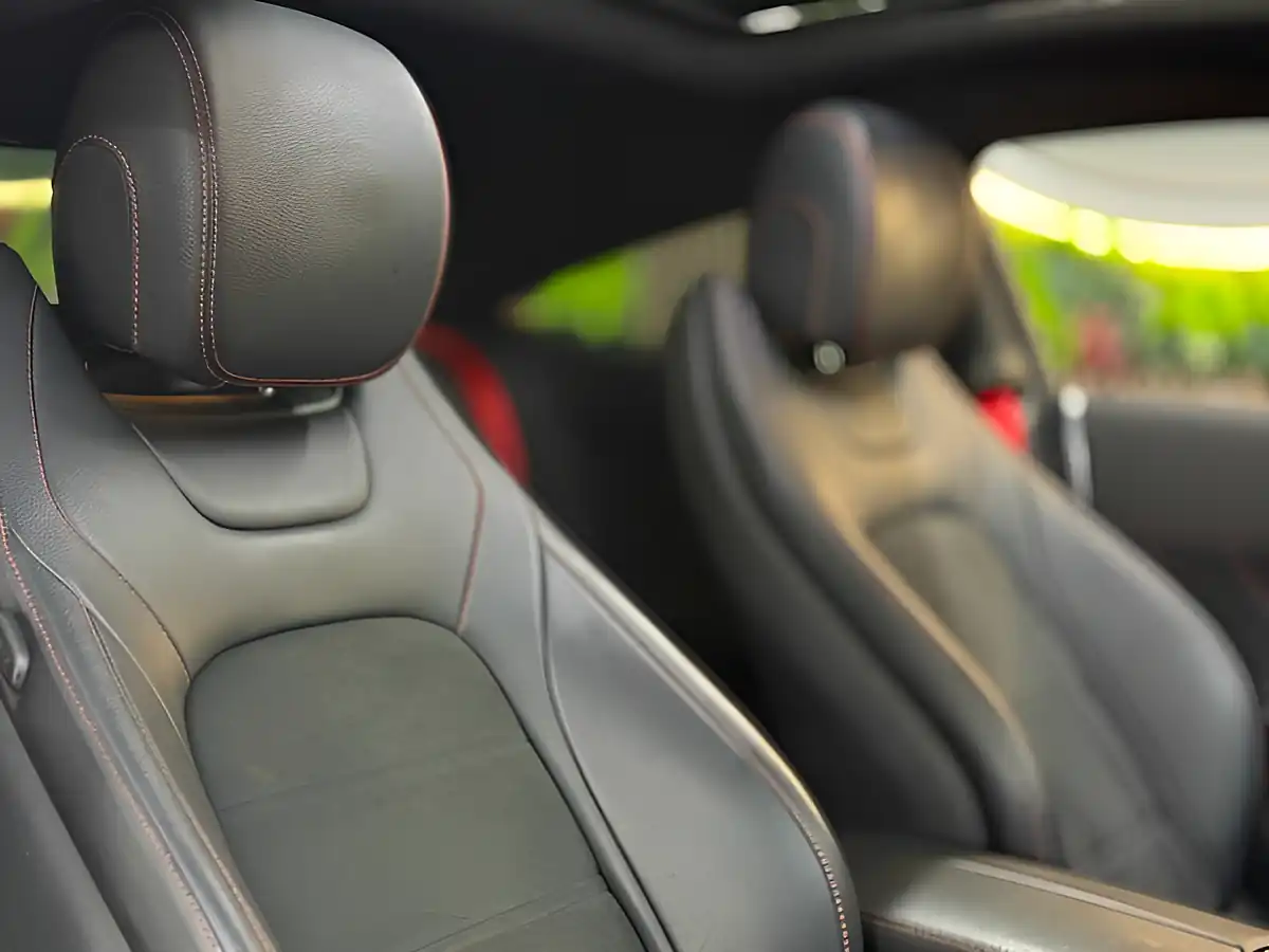 Used 2016 Mercedes-Benz C Class Premium White - Interior and Exterior details 17