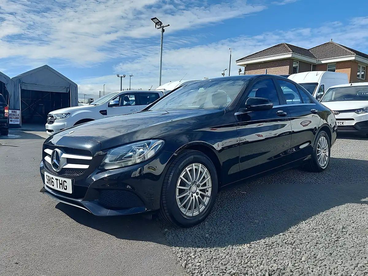 Used 2016 Mercedes-Benz C-Class Se Black - Interior and Exterior details 16