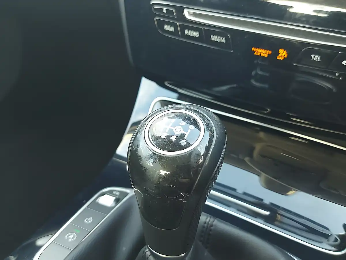 Used 2016 Mercedes-Benz C-Class Se Black - Interior and Exterior details 9