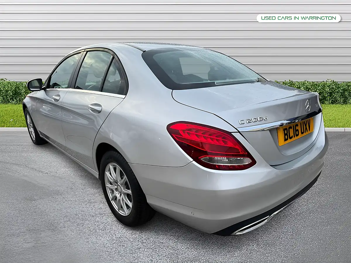 Used 2016 Mercedes-Benz C Class Se Diamond Silver - Interior and Exterior details 9
