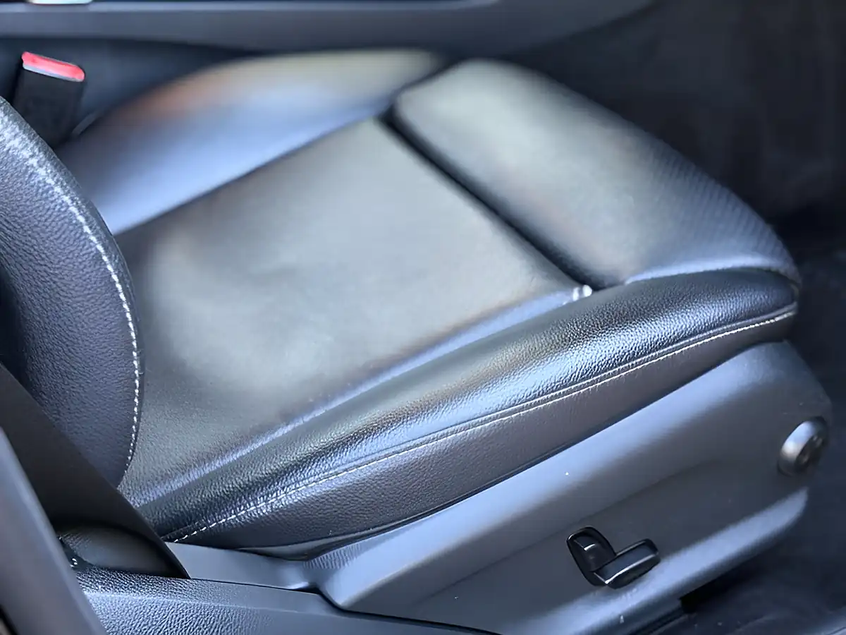 Used 2016 Mercedes-Benz C Class Se Executive Black - Interior and Exterior details 18