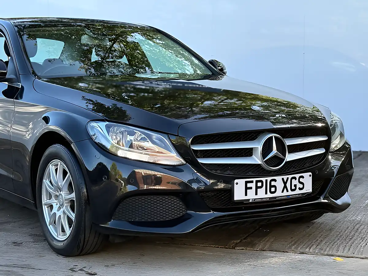 Used 2016 Mercedes-Benz C Class Se Executive Black - Interior and Exterior details 3