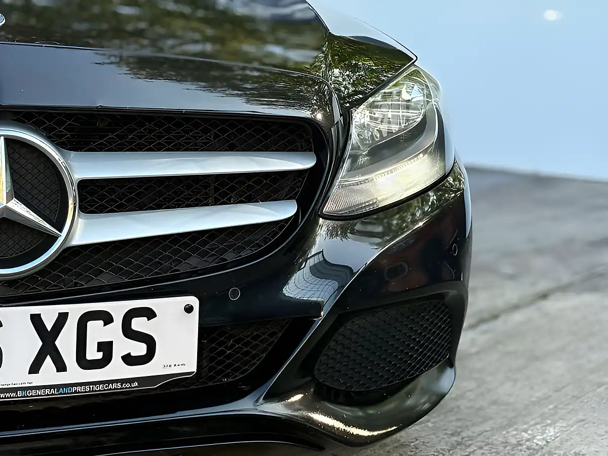 Used 2016 Mercedes-Benz C Class Se Executive Black - Interior and Exterior details 7