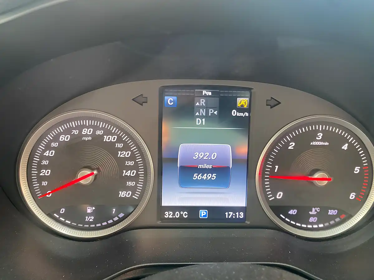 Used 2016 Mercedes-Benz C Class Se Grey - Interior and Exterior details 16