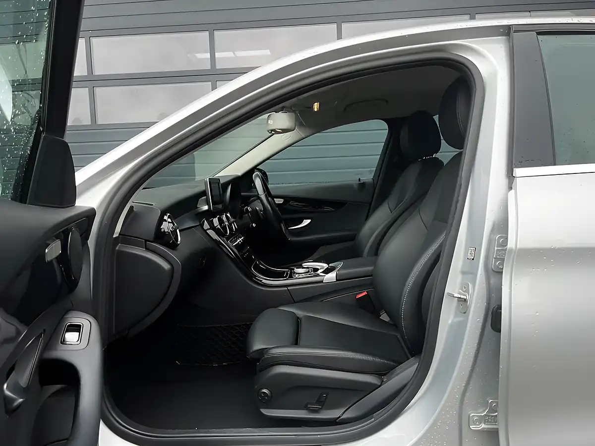 Used 2016 Mercedes-Benz C Class Se Silver - Interior and Exterior details 12