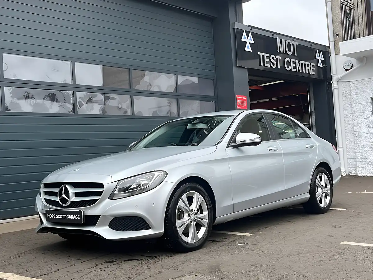 Used 2016 Mercedes-Benz C Class Se Silver - Interior and Exterior details 3