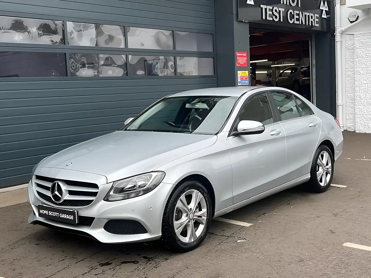 Used 2016 Mercedes-Benz C Class Se Silver - Interior and Exterior details 7