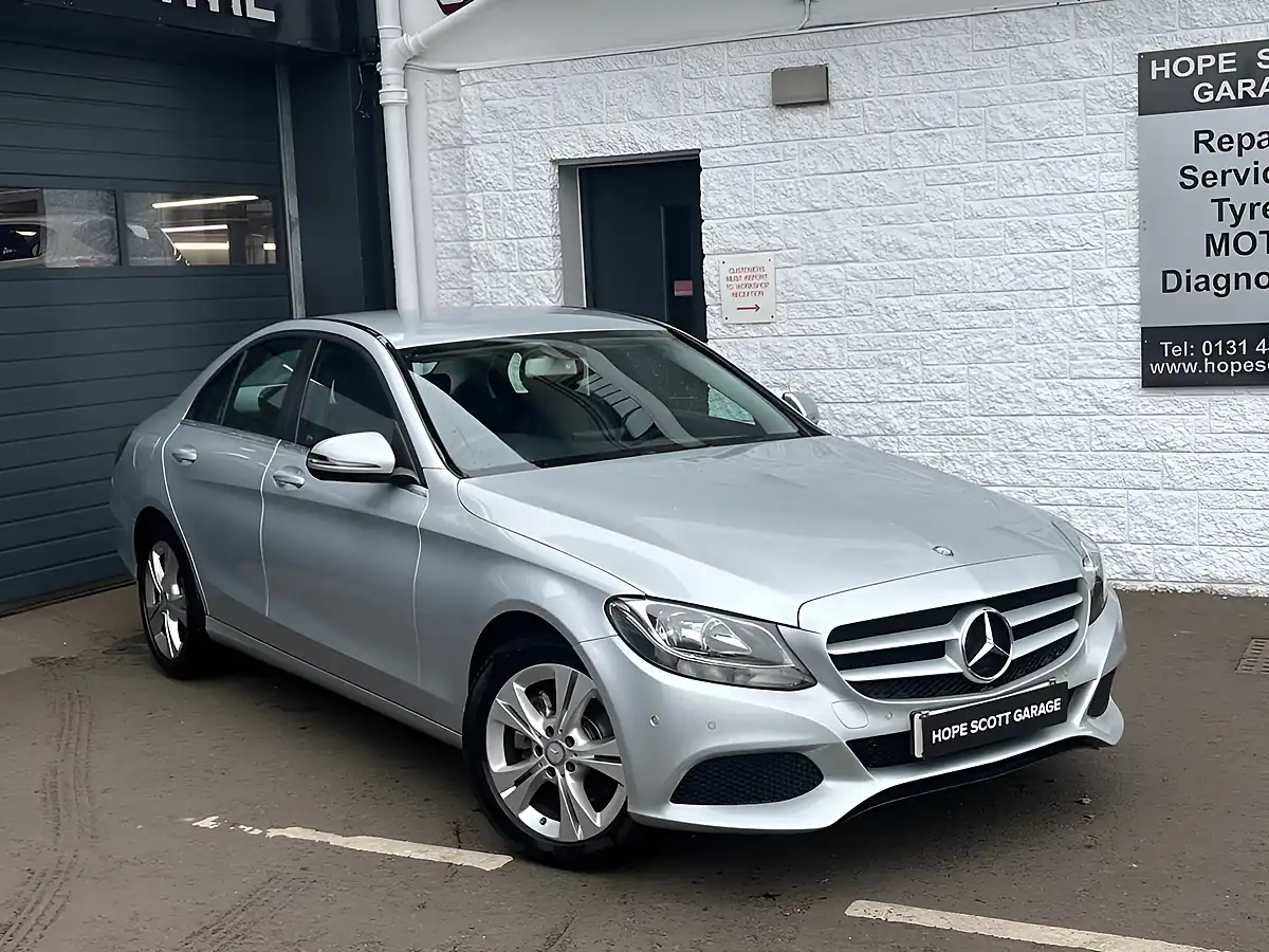 Used 2016 Mercedes-Benz C Class Se Silver - Interior and Exterior details 9