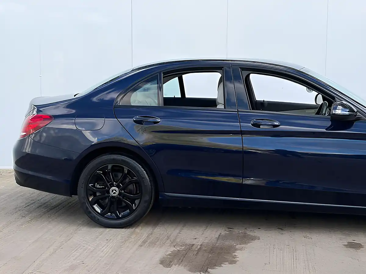 Used 2016 Mercedes-Benz C Class Sport Cavansite Blue - Interior and Exterior details 10