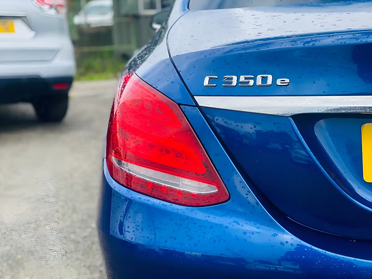 Used 2016 Mercedes-Benz C Class Sport (premium) Blue - Interior and Exterior details 13