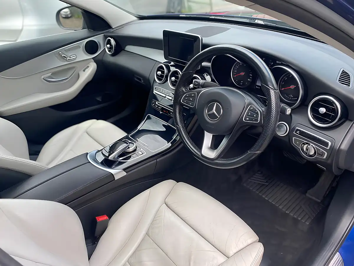 Used 2016 Mercedes-Benz C Class Sport (premium) Blue - Interior and Exterior details 15