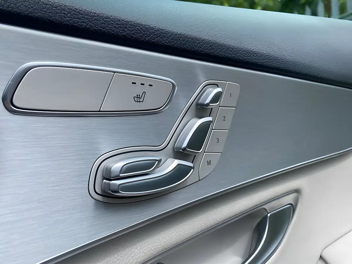 Used 2016 Mercedes-Benz C Class Sport (premium) Blue - Interior and Exterior details 17