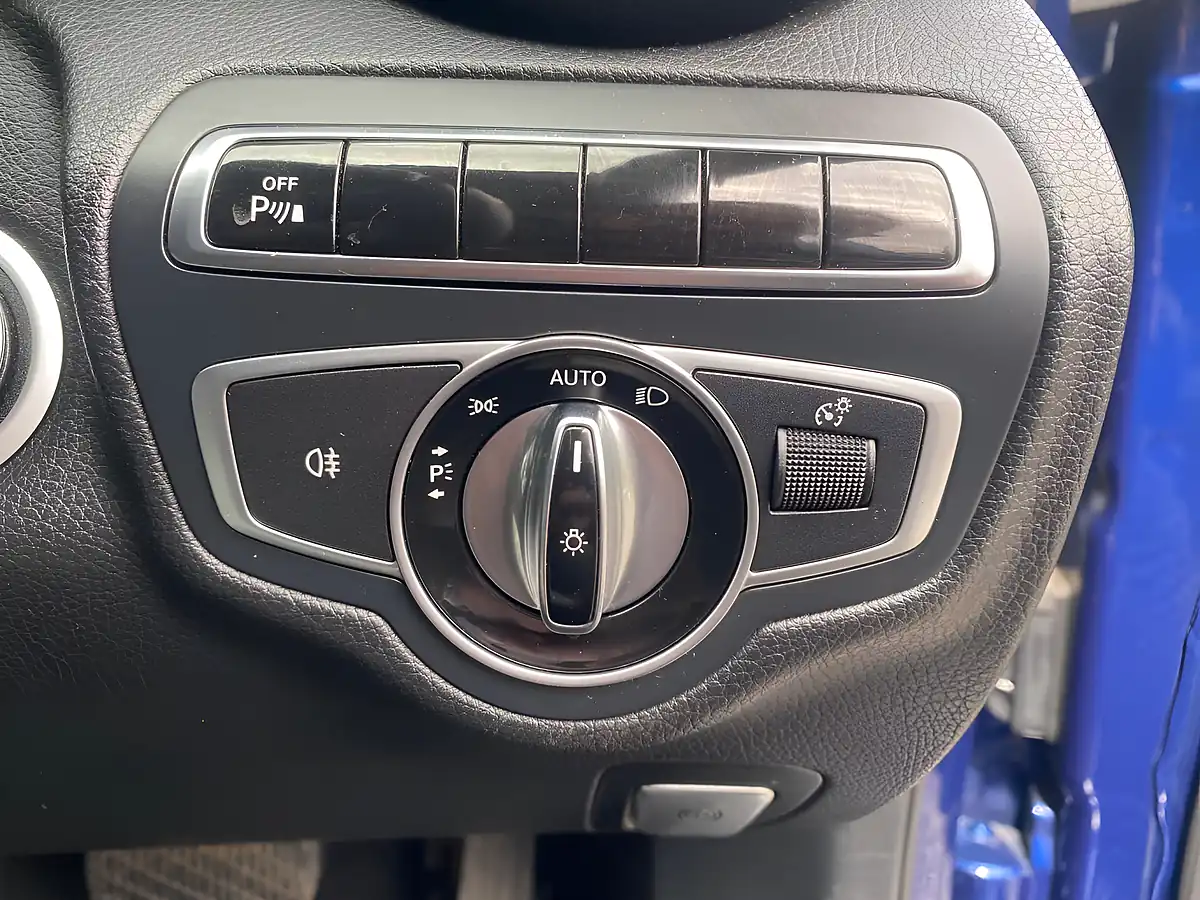 Used 2016 Mercedes-Benz C Class Sport (premium) Blue - Interior and Exterior details 18