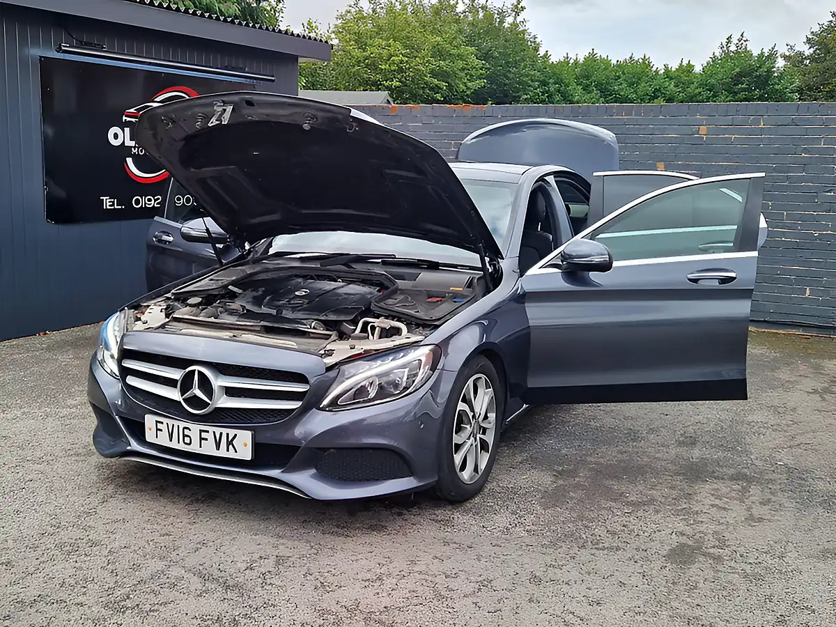 Used 2016 Mercedes-Benz C Class Sport (premium) Grey - Interior and Exterior details 10
