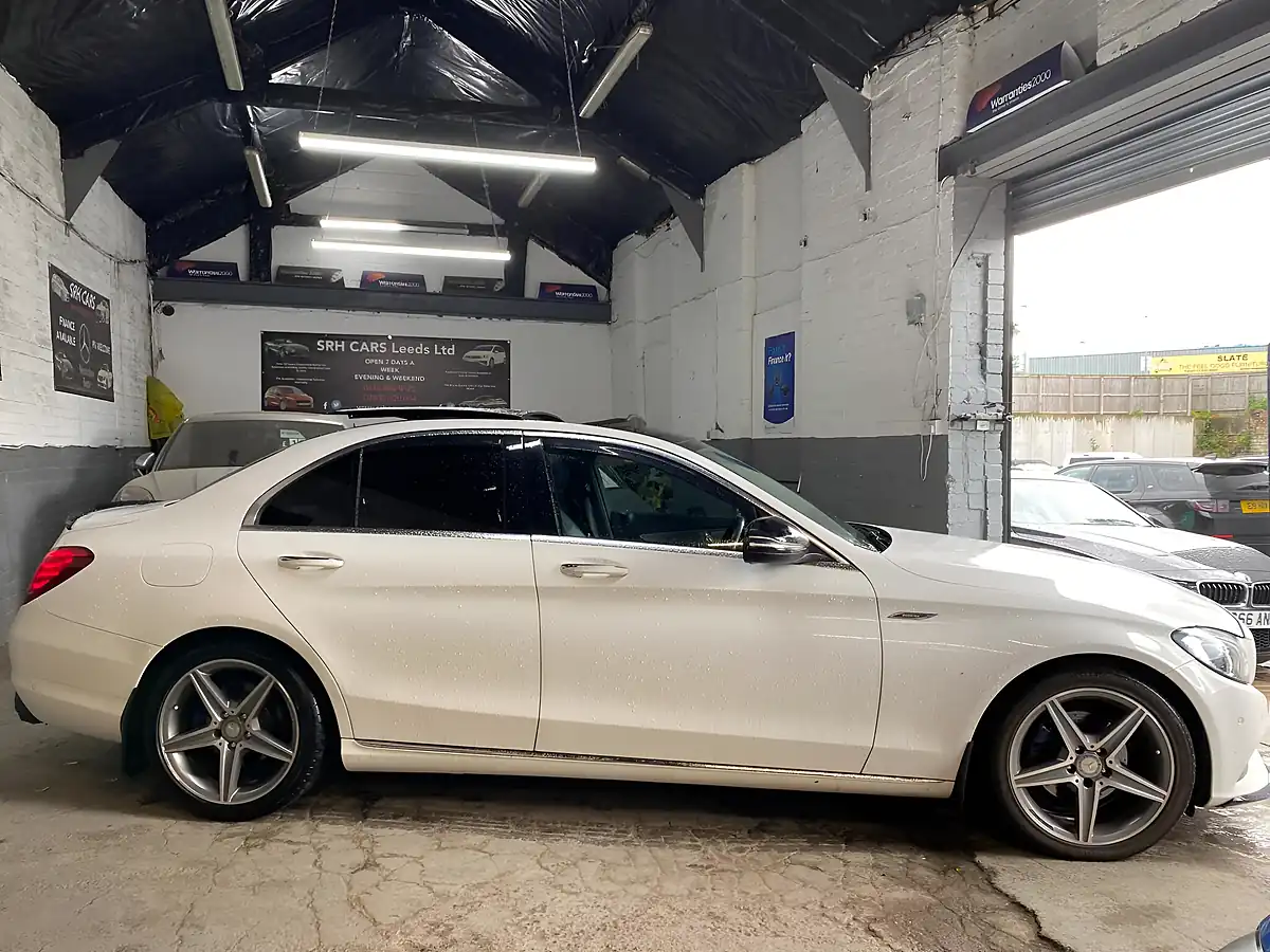 Used 2016 Mercedes-Benz C Class Sport (premium) White - Interior and Exterior details 13
