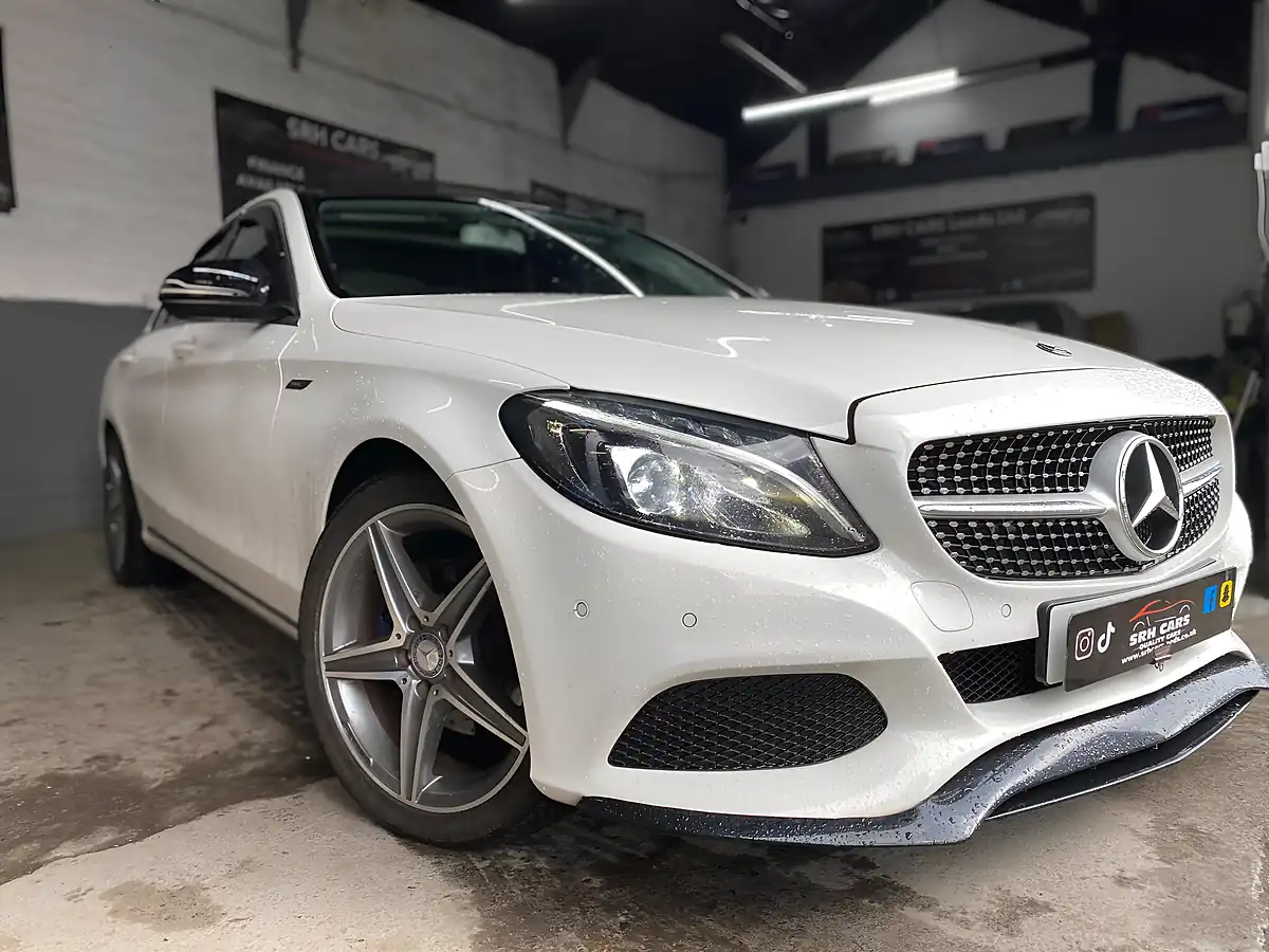 Used 2016 Mercedes-Benz C Class Sport (premium) White - Interior and Exterior details 4