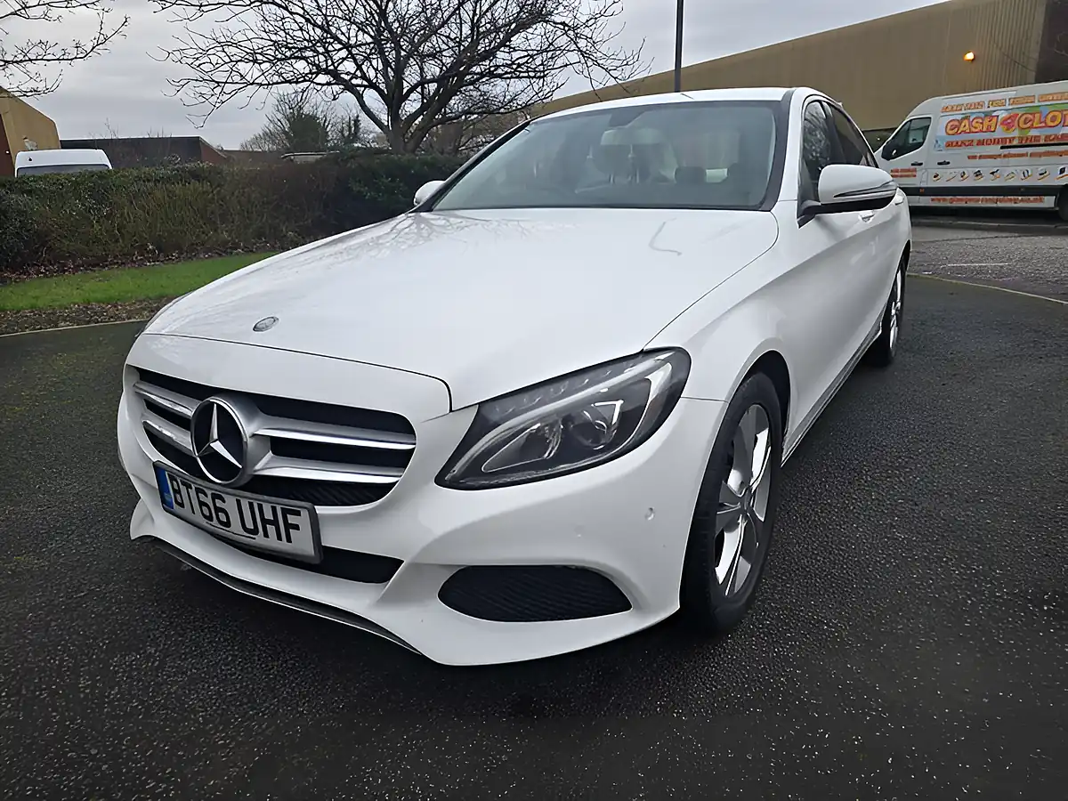 Used 2016 Mercedes-Benz C Class Sport White - Interior and Exterior details 7