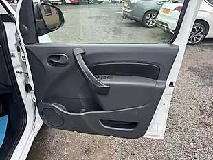 Used 2016 Mercedes-Benz Citan 109 White - Interior and Exterior details 16