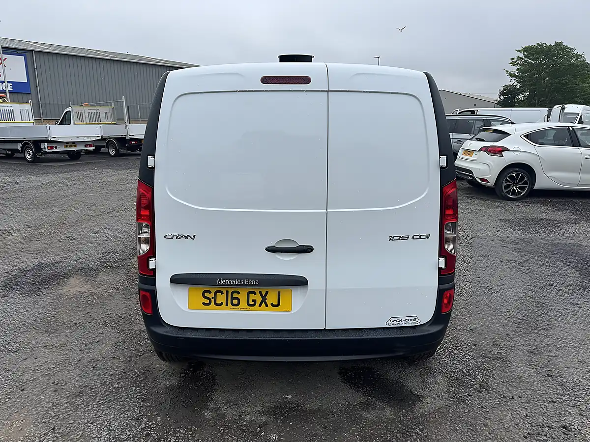 Used 2016 Mercedes-Benz Citan 109 White - Interior and Exterior details 7
