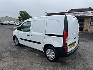 Used 2016 Mercedes-Benz Citan 109 White - Interior and Exterior details 8