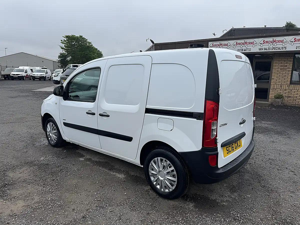 Used 2016 Mercedes-Benz Citan 109 White - Interior and Exterior details 8