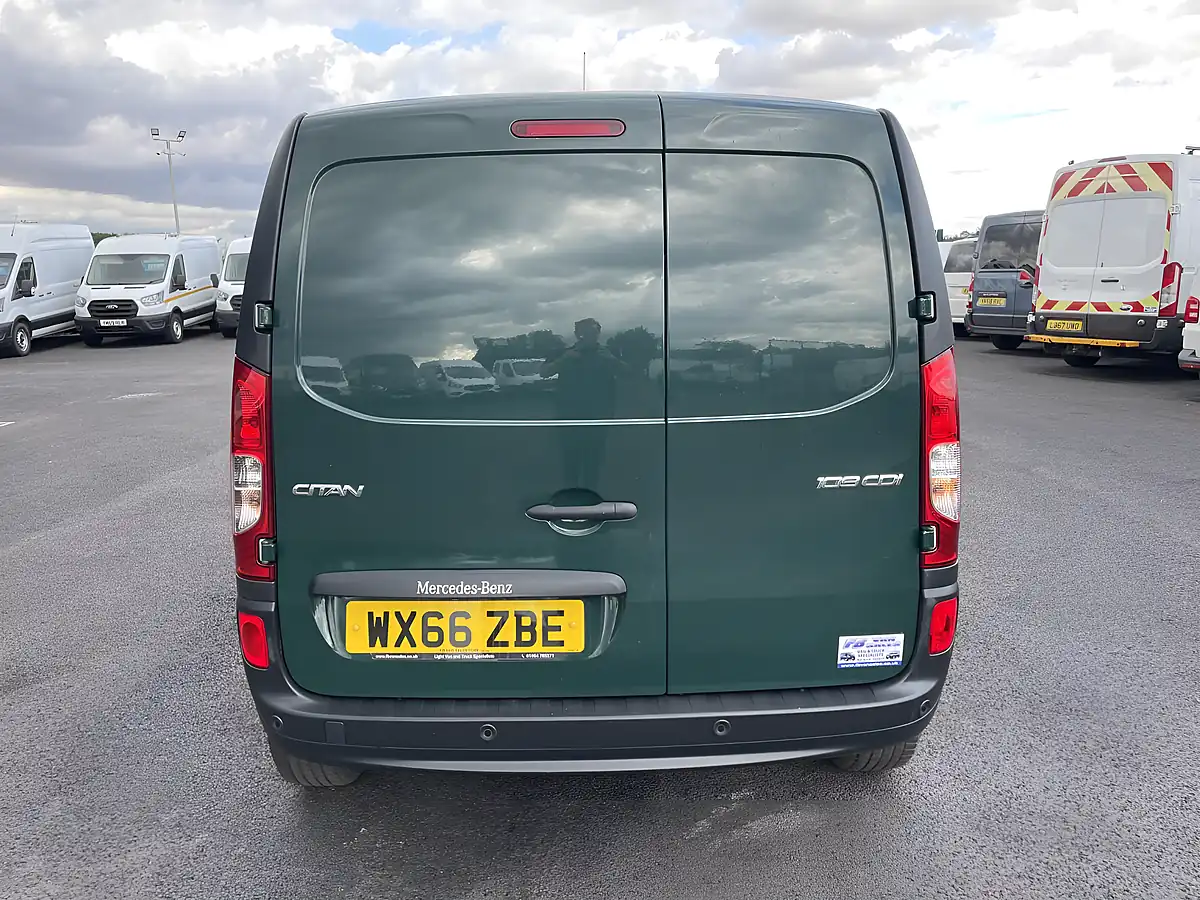 Used 2016 Mercedes-Benz Citan Blueefficiency Swb Ex John Lewis Green - Interior and Exterior details 5