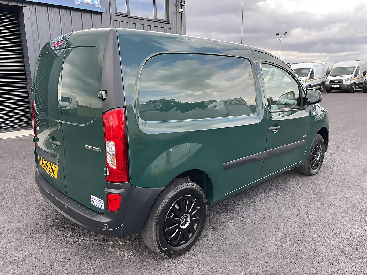 Used 2016 Mercedes-Benz Citan Blueefficiency Swb Ex John Lewis Green - Interior and Exterior details 6