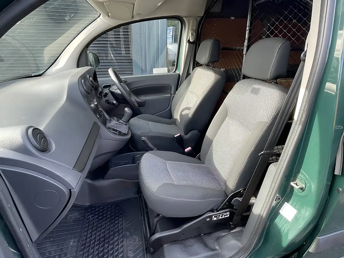 Used 2016 Mercedes-Benz Citan Blueefficiency Swb Green - Interior and Exterior details 14