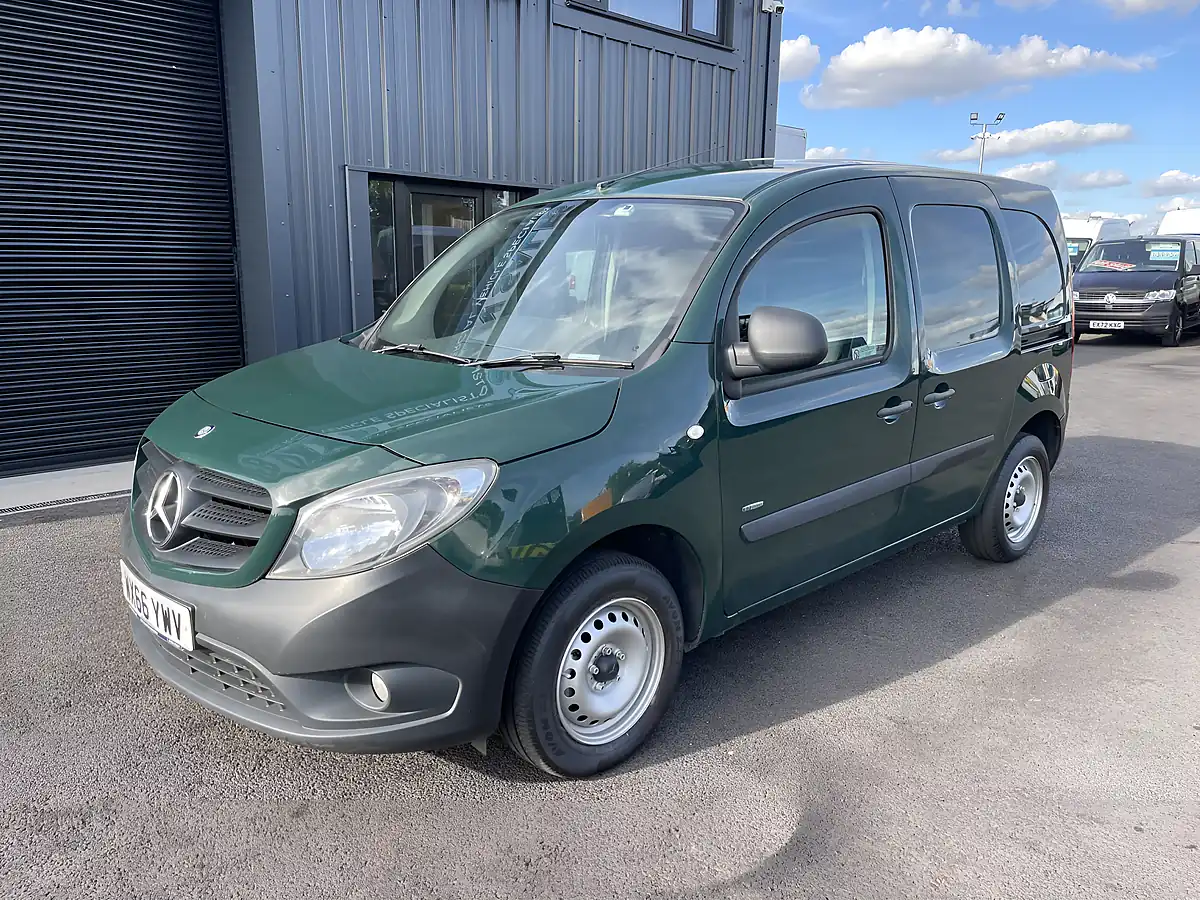 Used 2016 Mercedes-Benz Citan Blueefficiency Swb Green - Interior and Exterior details 2