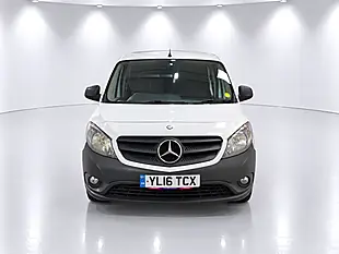 Used 2016 Mercedes-Benz Citan Crew Van Double Cab White - Interior and Exterior details 3