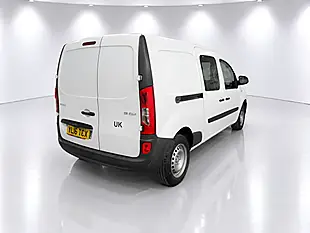 Used 2016 Mercedes-Benz Citan Crew Van Double Cab White - Interior and Exterior details 8