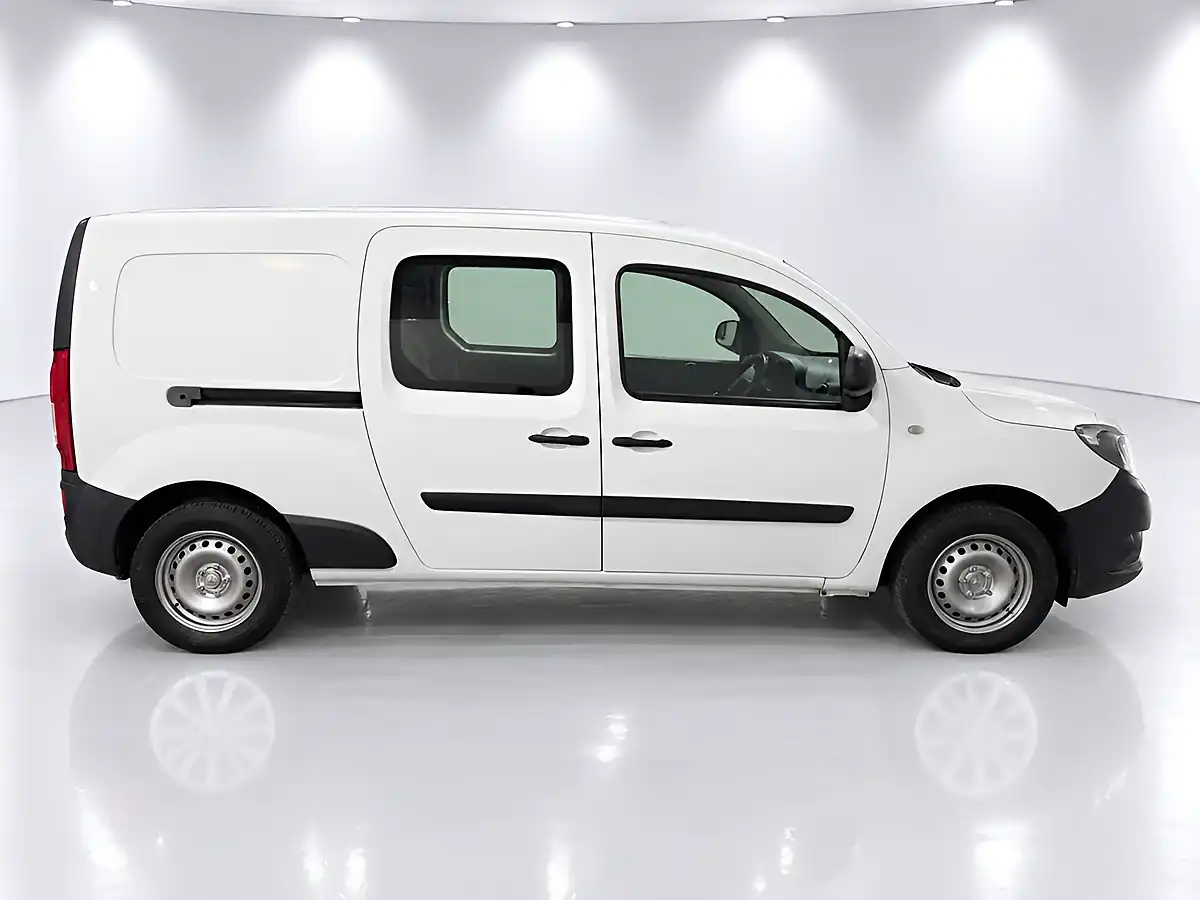 Used 2016 Mercedes-Benz Citan Crew Van Double Cab White - Interior and Exterior details 9