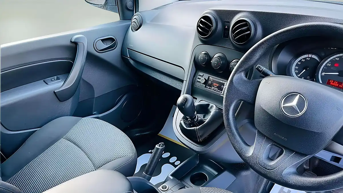 Used 2016 Mercedes-Benz Citan L3 White - Interior and Exterior details 8