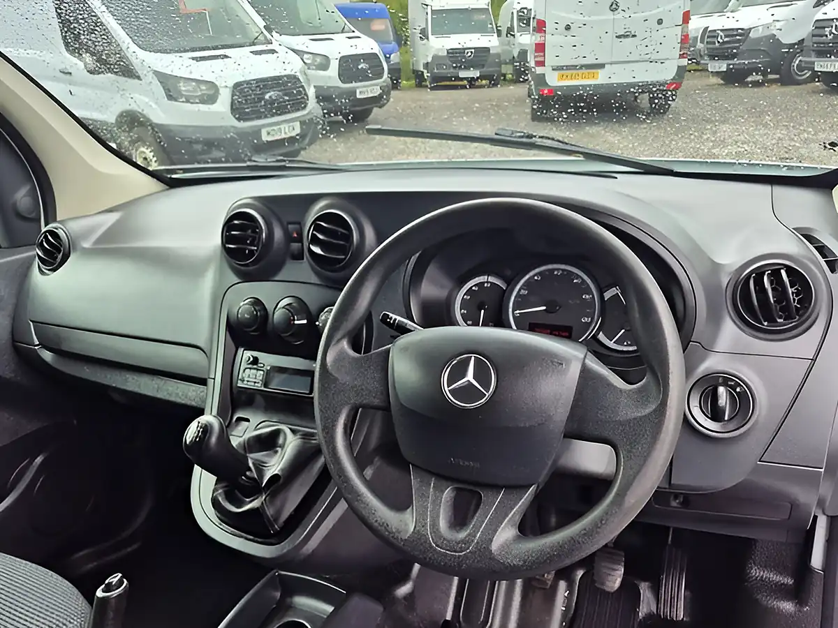 Used 2016 Mercedes-Benz Citan Long Lwb L2 White - Interior and Exterior details 11