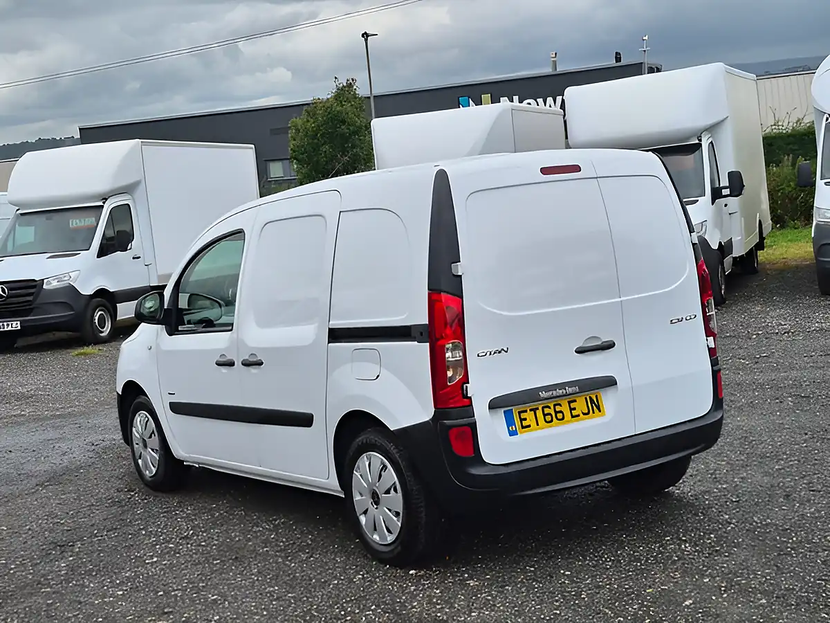 Used 2016 Mercedes-Benz Citan Long Lwb L2 White - Interior and Exterior details 8