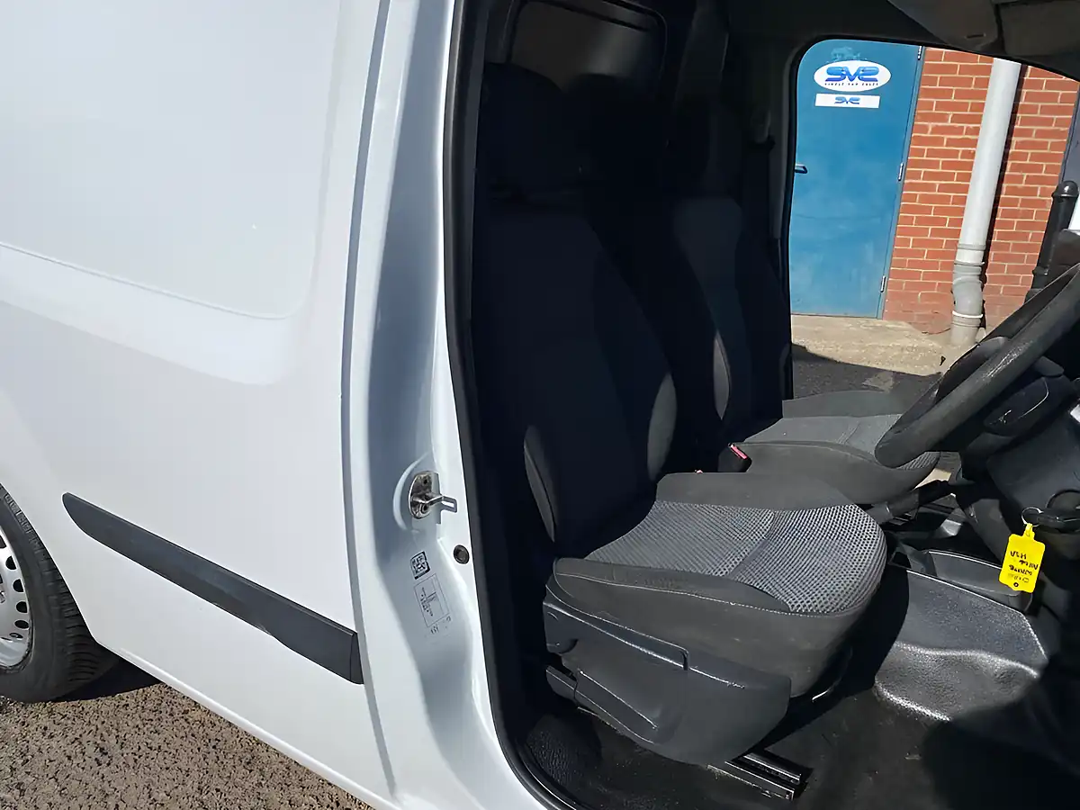 Used 2016 Mercedes-Benz Citan Panel Van L2 White - Interior and Exterior details 16