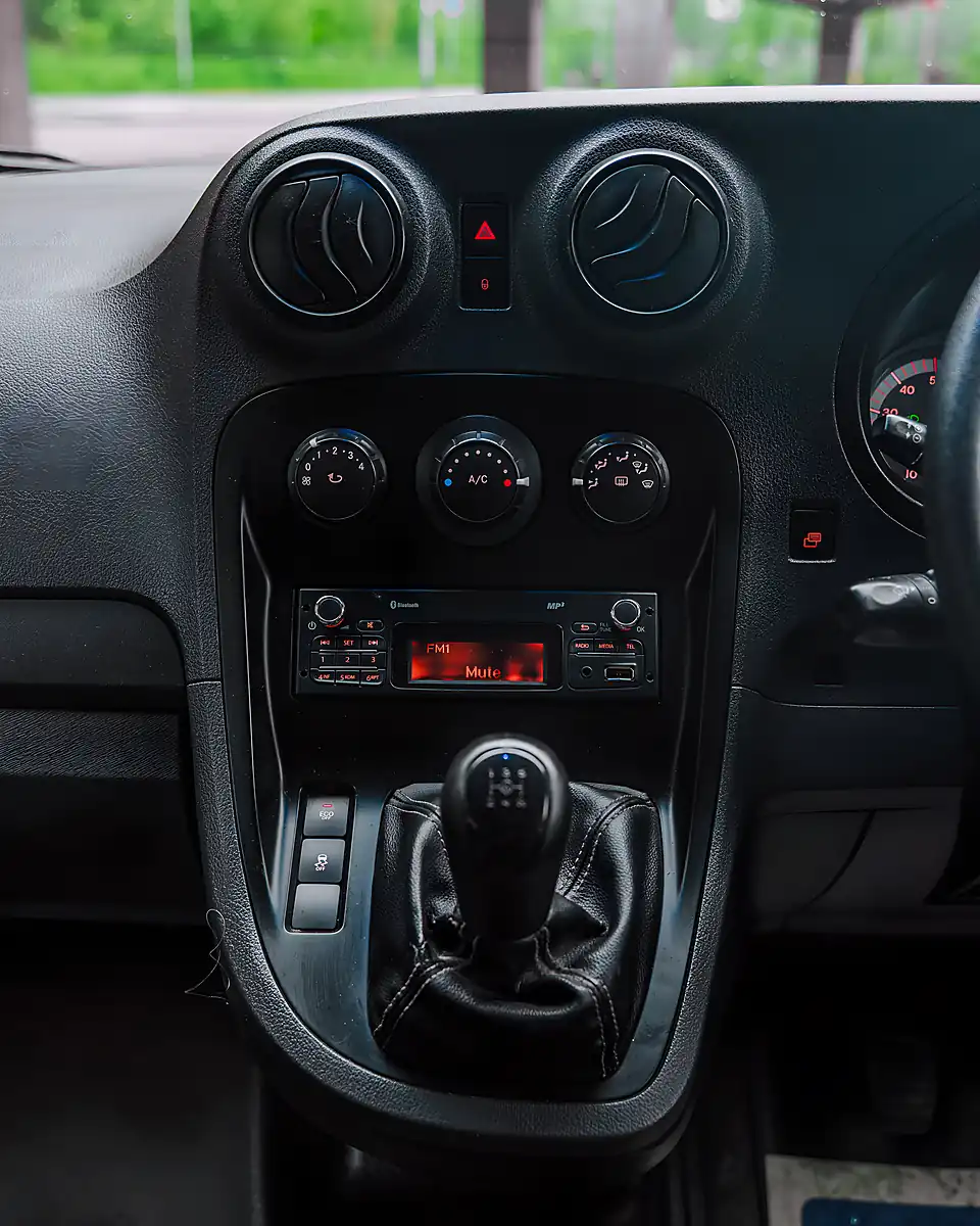 Used 2016 Mercedes-Benz Citan Traveliner Black - Interior and Exterior details 20