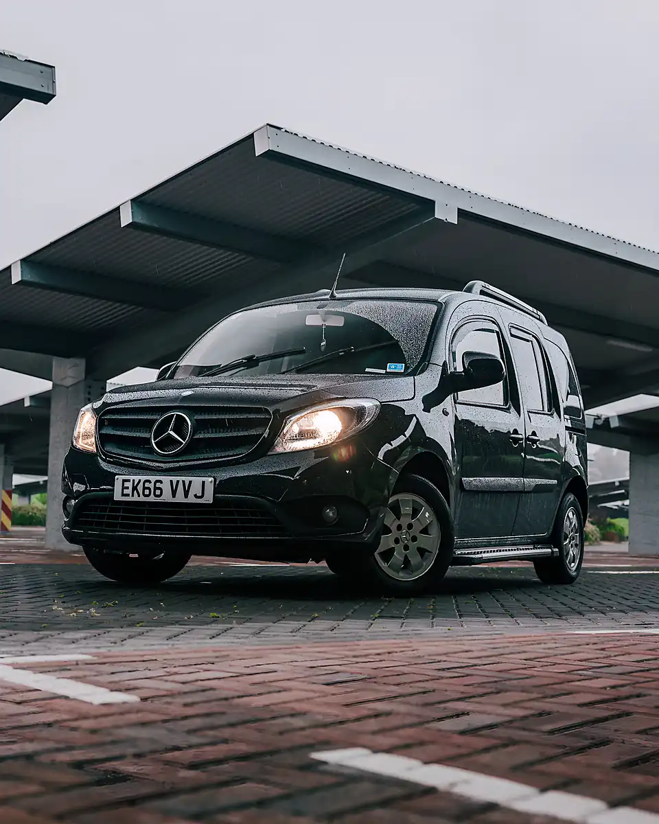 Used 2016 Mercedes-Benz Citan Traveliner Black - Interior and Exterior details 4