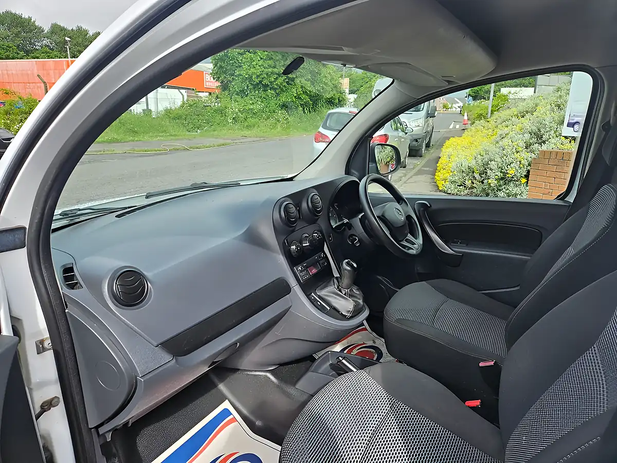 Used 2016 Mercedes-Benz Citan White - Interior and Exterior details 11