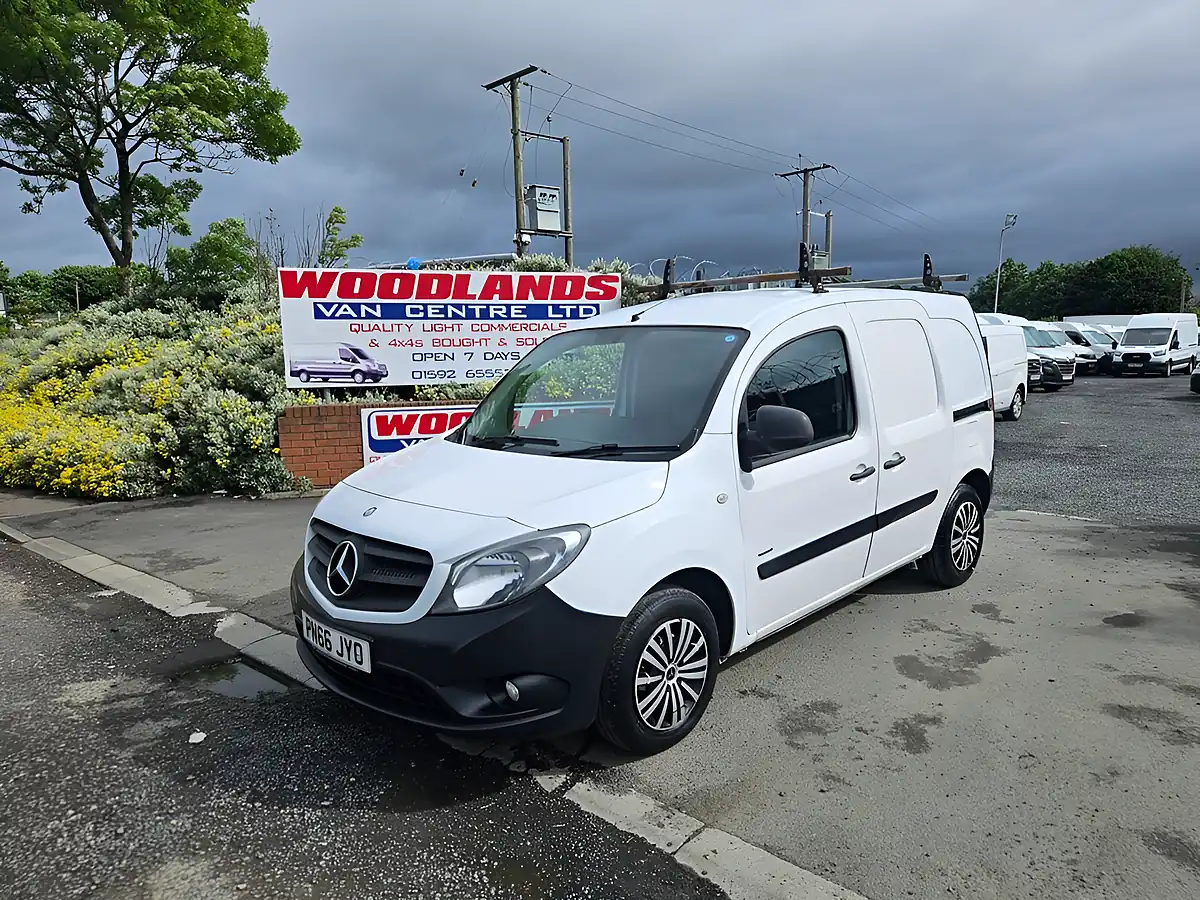Used 2016 Mercedes-Benz Citan White - Interior and Exterior details 4
