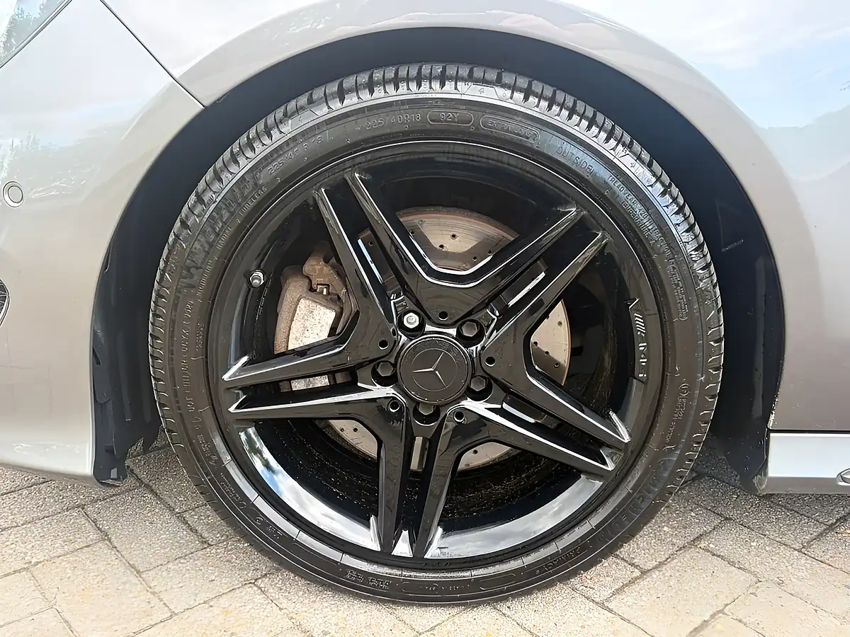 Used 2016 Mercedes-Benz Cla AMG Sport Shooting Brake Grey - Interior and Exterior details 13