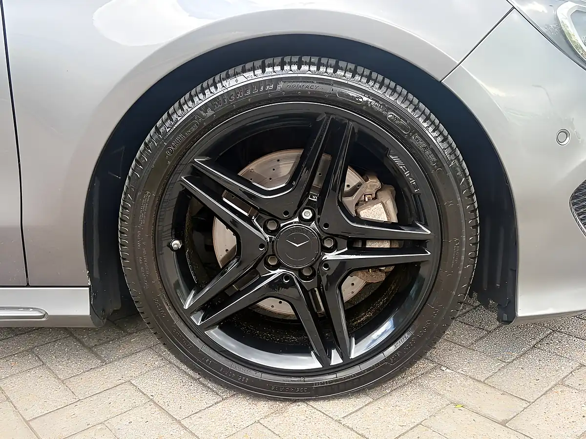 Used 2016 Mercedes-Benz Cla AMG Sport Shooting Brake Grey - Interior and Exterior details 14