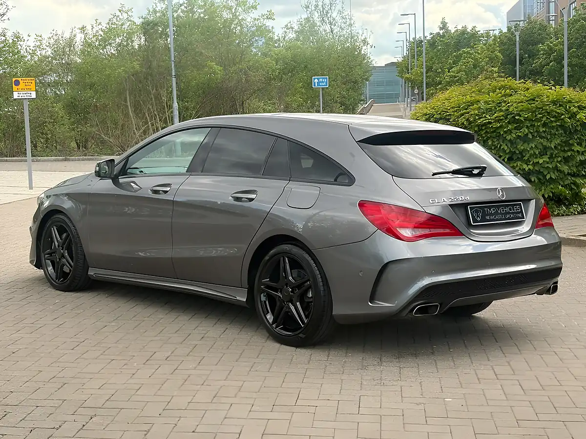 Used 2016 Mercedes-Benz Cla AMG Sport Shooting Brake Grey - Interior and Exterior details 7