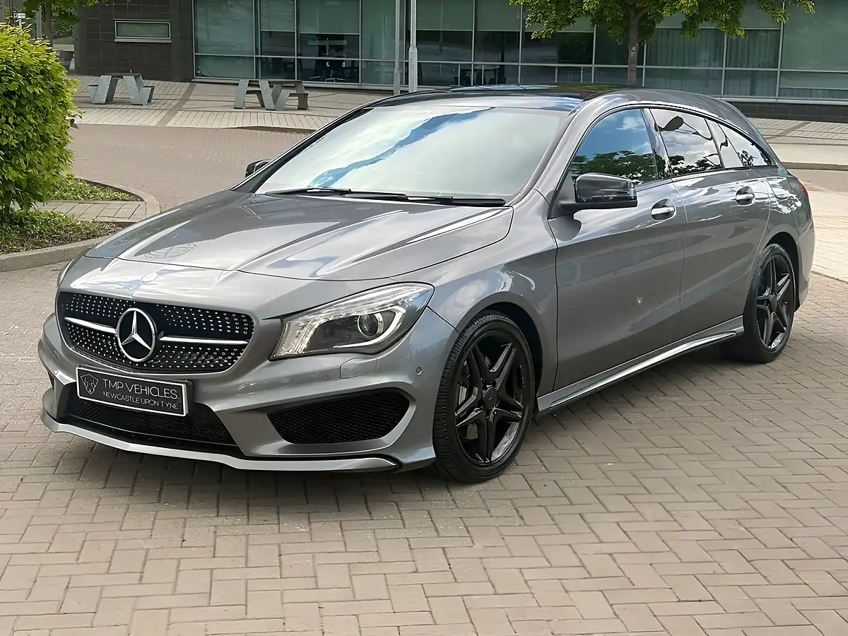 Used 2016 Mercedes-Benz Cla AMG Sport Shooting Brake Grey - Interior and Exterior details 9