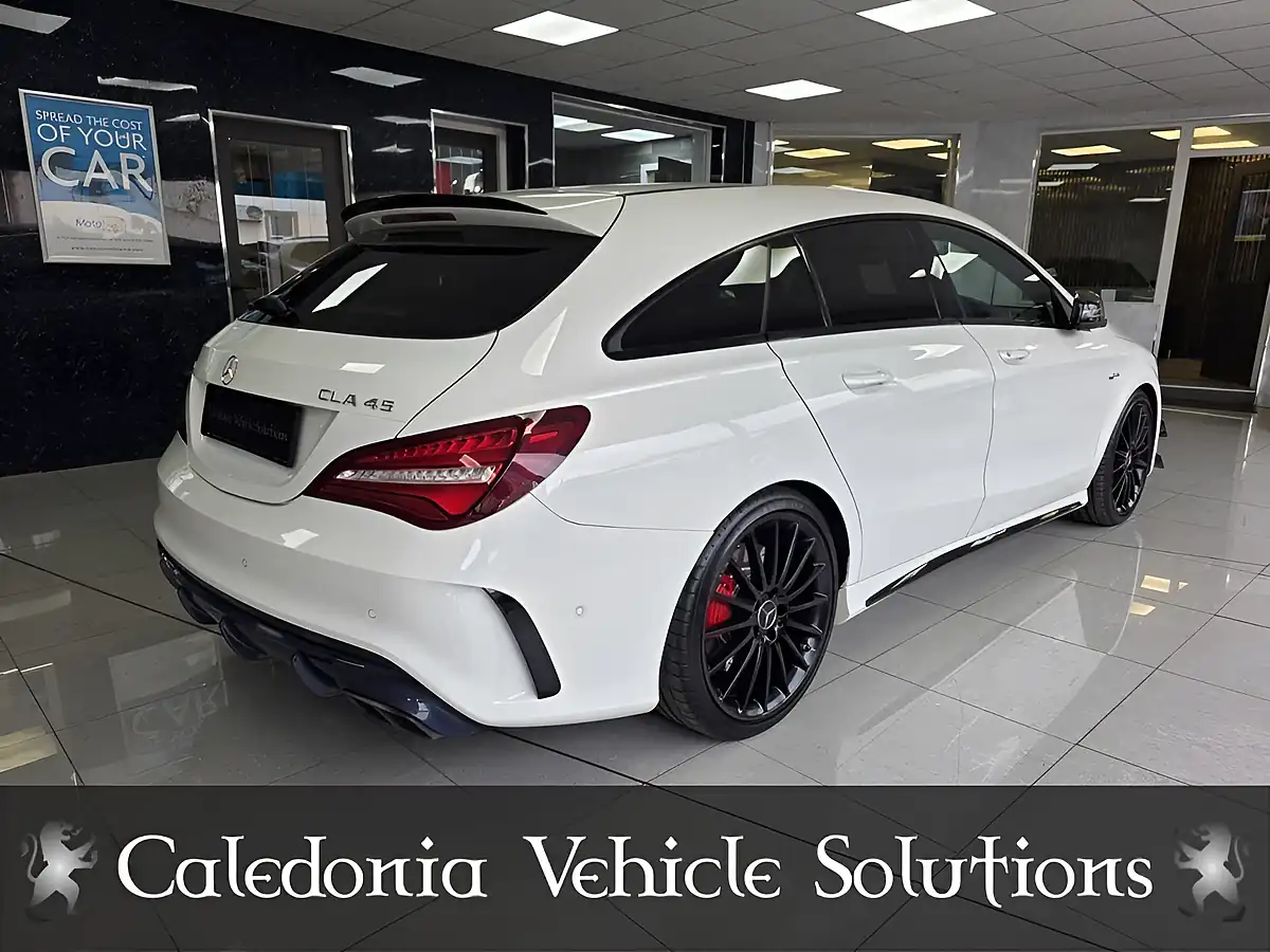 Used 2016 Mercedes-Benz Cla Shooting Brake White - Interior and Exterior details 3