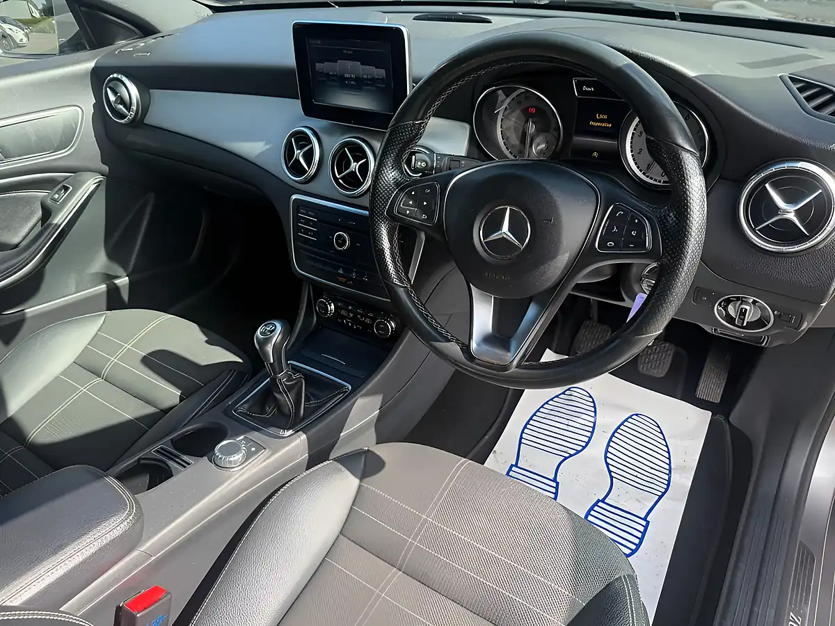 Used 2016 Mercedes-Benz Cla Sport Shooting Brake Grey - Interior and Exterior details 11